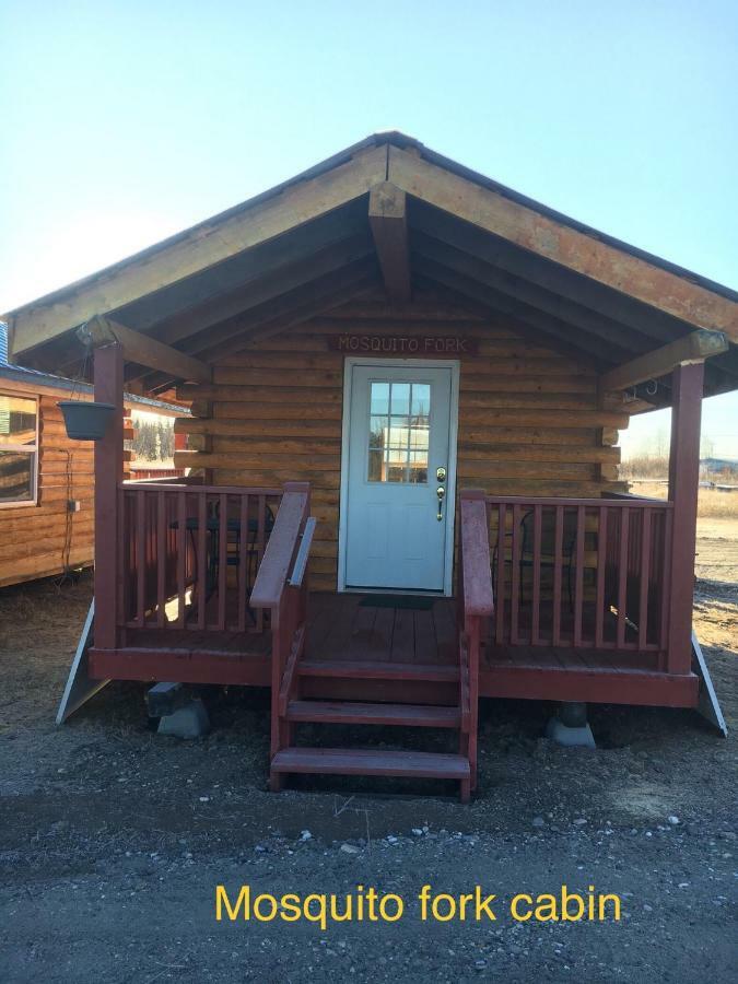 Alaska Log Cabins On The Pond Clear Creek Park المظهر الخارجي الصورة