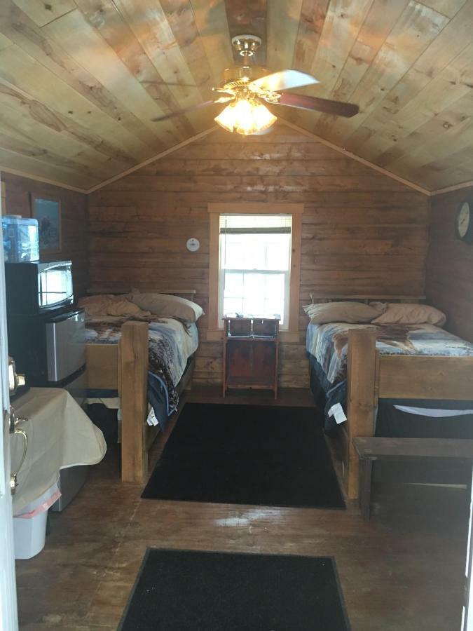 Alaska Log Cabins On The Pond Clear Creek Park المظهر الخارجي الصورة